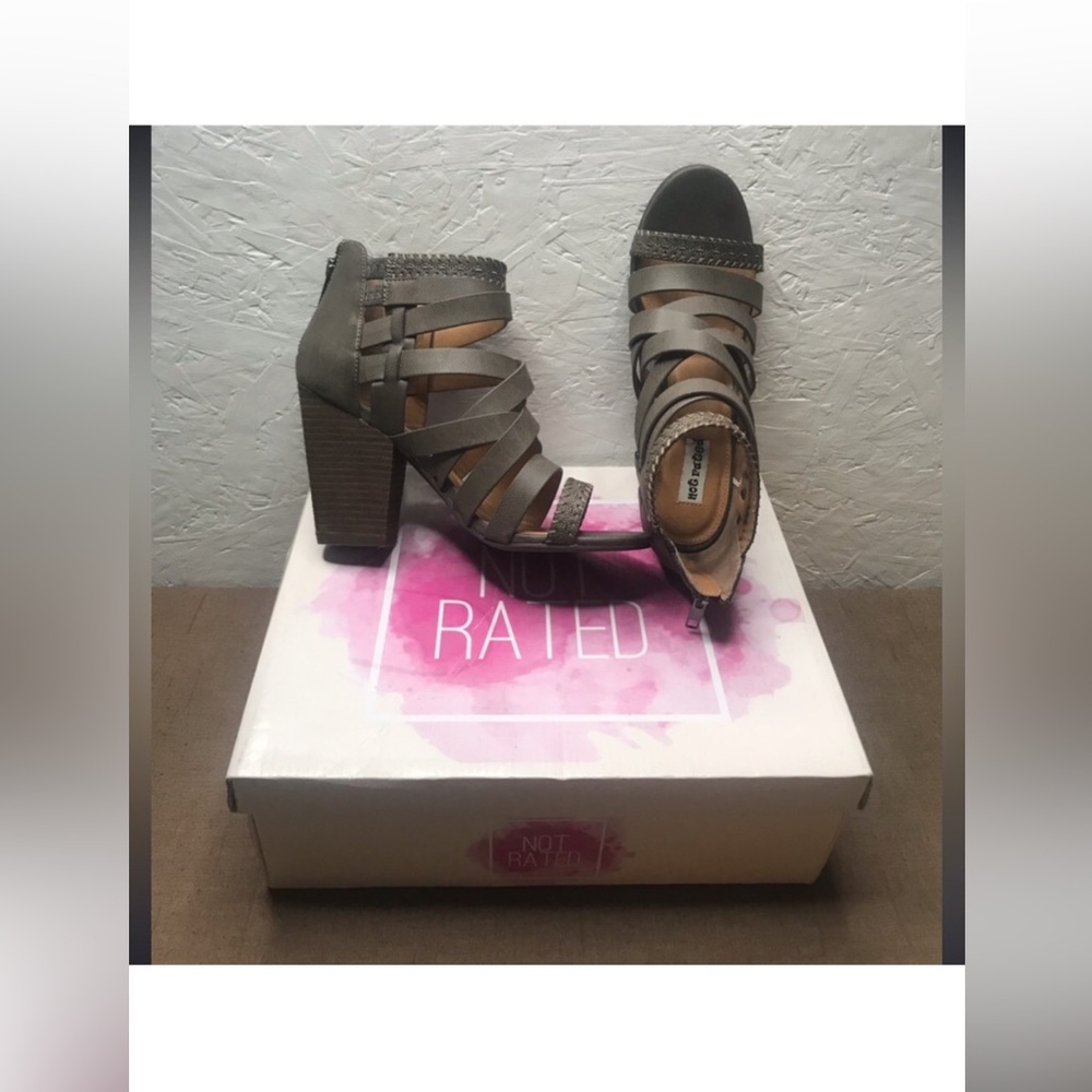 Excellent Not Rated Feelin Strappy Women's Heels Taupe Faux Leather Size 6.5